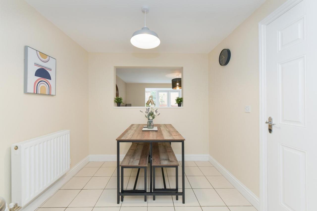 Stunning Garden House With Free Wifi And Parking Villa Bingham Exterior photo