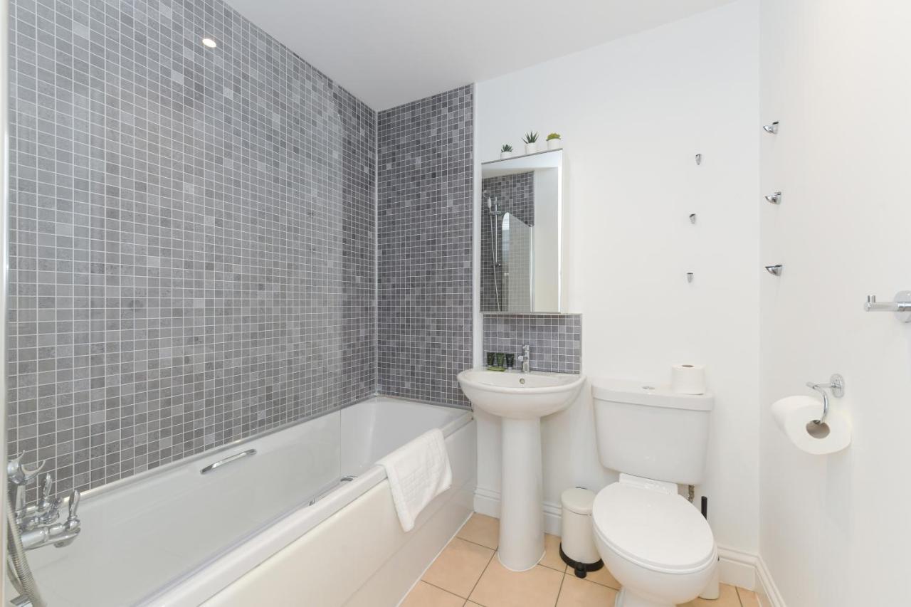 Stunning Garden House With Free Wifi And Parking Villa Bingham Exterior photo
